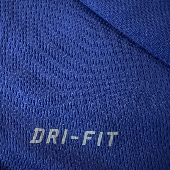 NIKE WOMENS BLUE & PURPLE LONG SLEEVE LIGHTWEIGHT ATHLETIC TOP SIZE SMALL - Picture 8 of 12